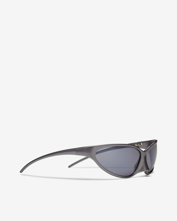 Balenciaga - Women's 4G Cat Sunglasses - (Metallic Grey)