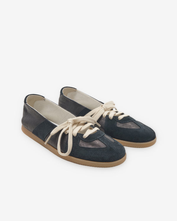 Maison Margiela - Women's Replica Soft Laced Ballet Flats - (Black)