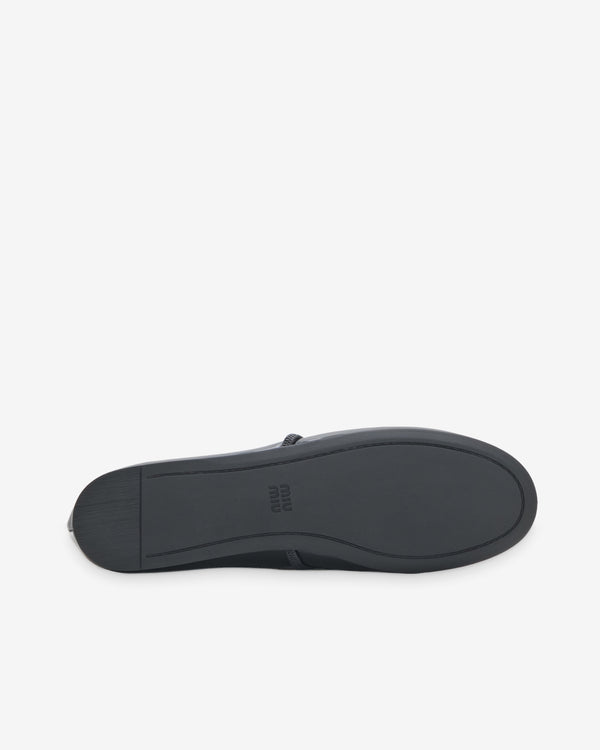 Miu Miu - Women's Flat Heeled Shoes - (Black)