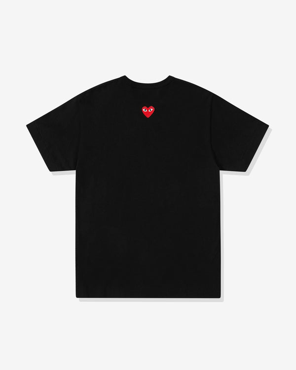 Play - Back Red Heart T-Shirt - (Black)