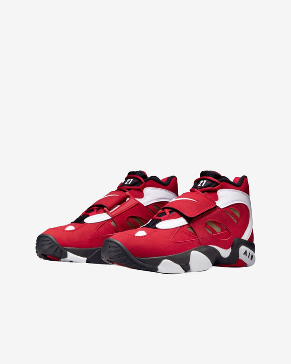 Nike - Men's Air Diamond Turf 2 Sneakers - (Red/White/Black)