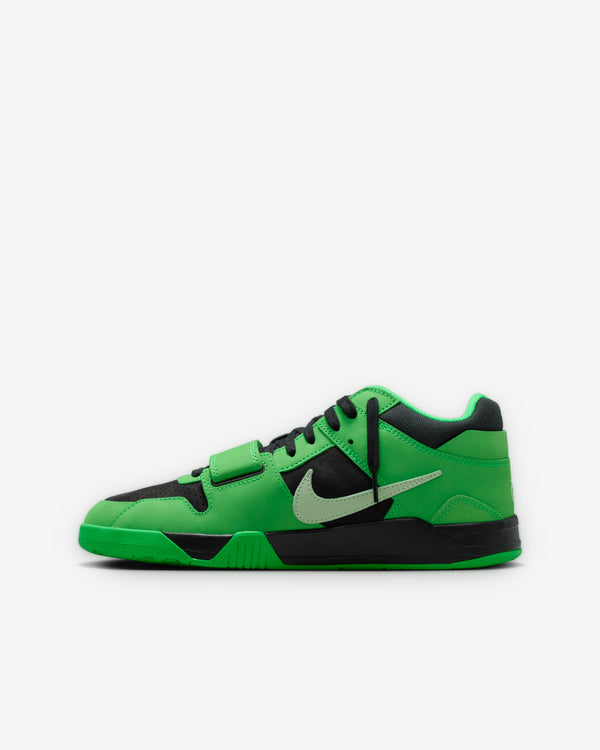 Nike - Men's Jordan CJ1 T-Rexx Sneakers - (Green Spark/Vapor Green)