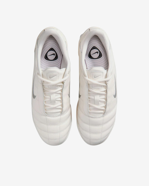 Nike - Women’s T90 SP Shox Magia Sneakers - (Sail/Silver)