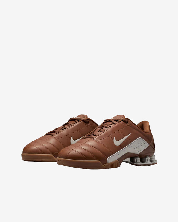 Nike - Women's Total 90 Shox Magia Sneakers - (Pecan)