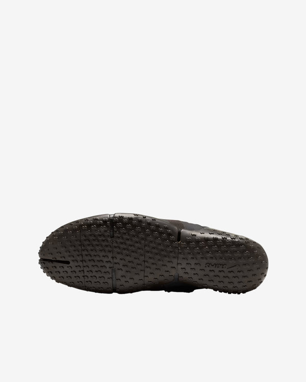 NikeSKIMS - Women's Rift Mesh Sneakers - (Black)