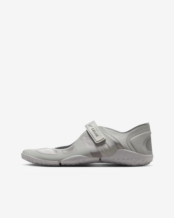 NikeSKIMS - Women's Rift Satin Sneakers - (Night Silver/Grey)
