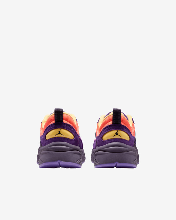 Nike - Men's Jordan Trunner O/S SP Sneakers - (Mango/Eggplant)
