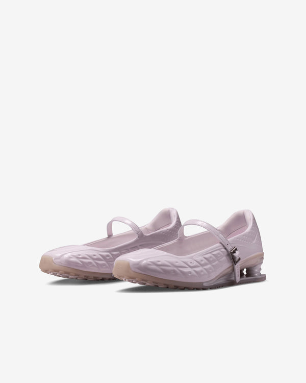 Nike - Womens Shox Z Calistra Sneakers - (Pink)