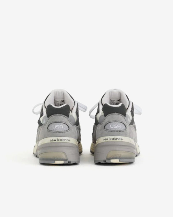 New Balance - Men's 992 Sneakers - (Shadow Grey)