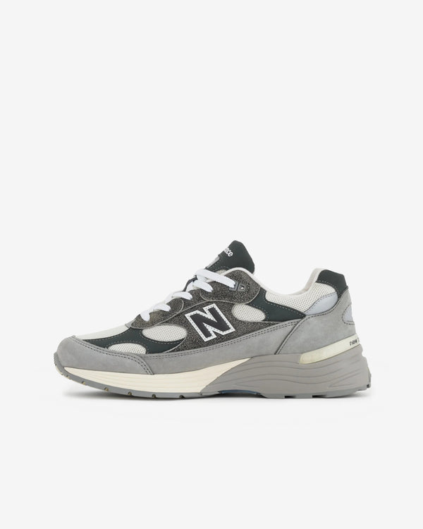 New Balance - Men's 992 Sneakers - (Shadow Grey)