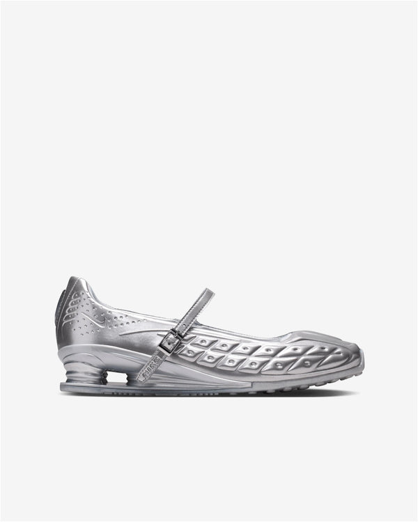 Nike - Women's Shox Z Calistra Sneakers - (Silver)