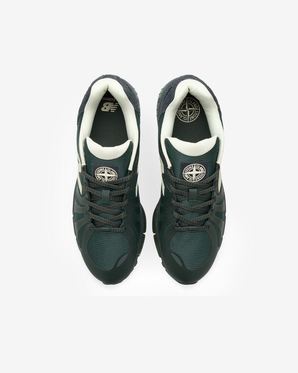 New Balance - Men's Stone Island ABZORB 1890 Sneakers - (Deep Forest Green)