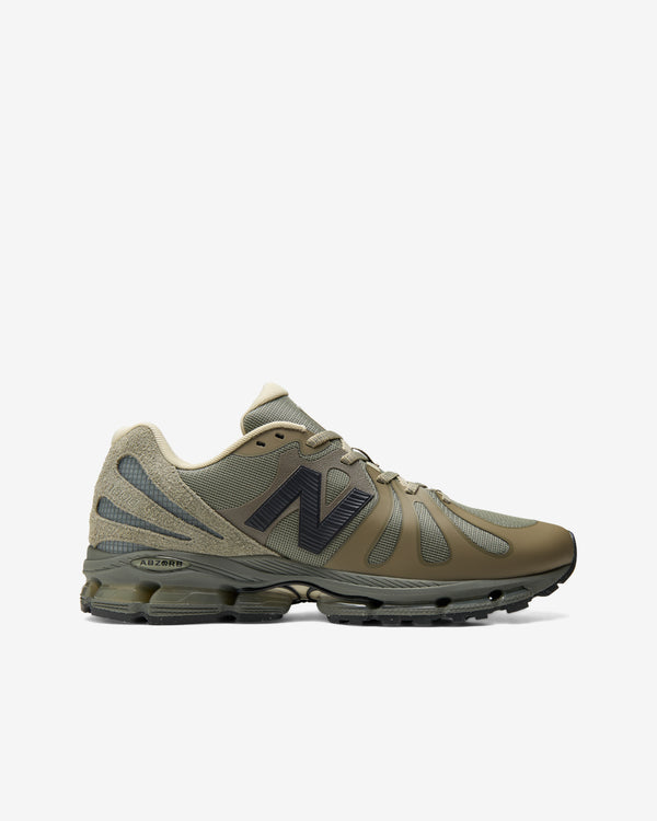 New Balance - Men's Stone Island ABZORB 1890 Sneakers - (Covert Green)